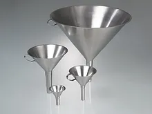 Stainless steel funnel / 37 ml